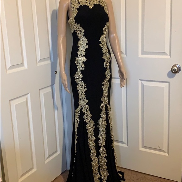 bebe long formal dresses